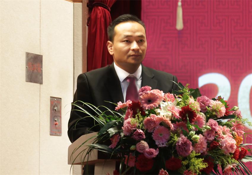 集团副总、纪委副书记张成彪同志作爱游戏网页版“关于2018年违纪违规及重大事故责任单位的通报及处理决定”